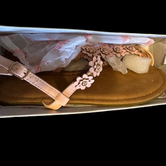 Dusty Pink Faux Leather Sandals - Picture 3 of 9